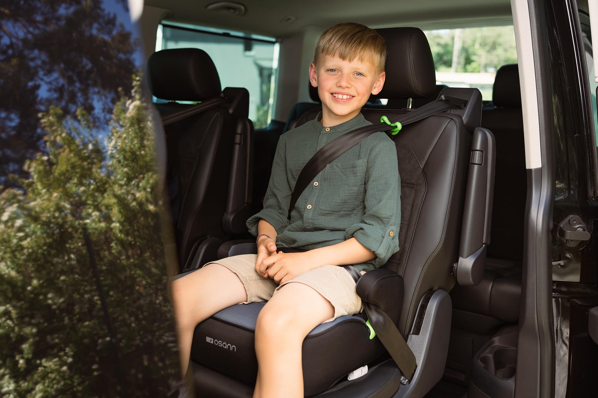 Osann Junior Isofix Gurtfix i-Size Sitzerhöhung mit Isofix Auto Kinder 126-150 cm Nero