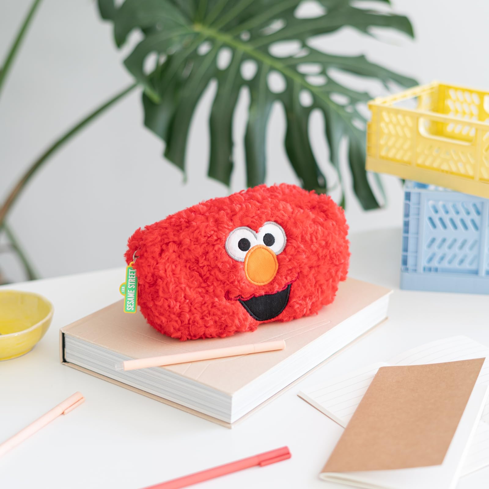 Grupo Erik School Pencil Case - Sesame Street Elmo Gifts - Image 4