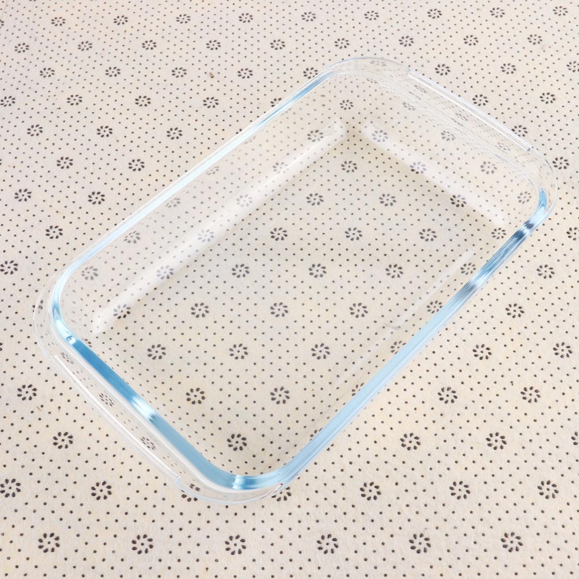 Sturdy Glass Pet Litter Box for Cats and Dogs, Waterproof and Easy to Clean Litter Pan, Suitable for Indoor and Outdoor Use, Anti-Splashing Pet Toilet Box for Puppies and Kittens