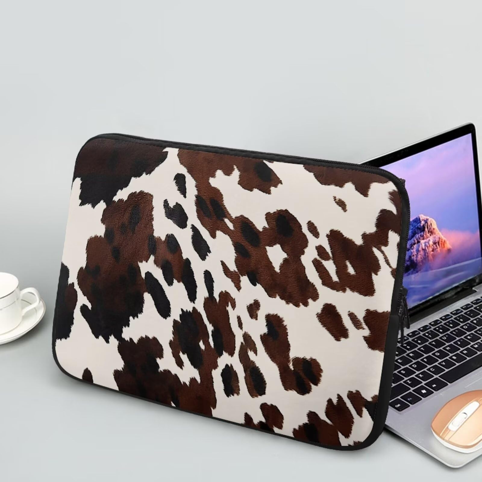 TSOVTHRID Black Brown Cow Print 10 Inch Laptop Sleeve Shockproof Slim Tablet Carrying Case Bag Easy to Carry