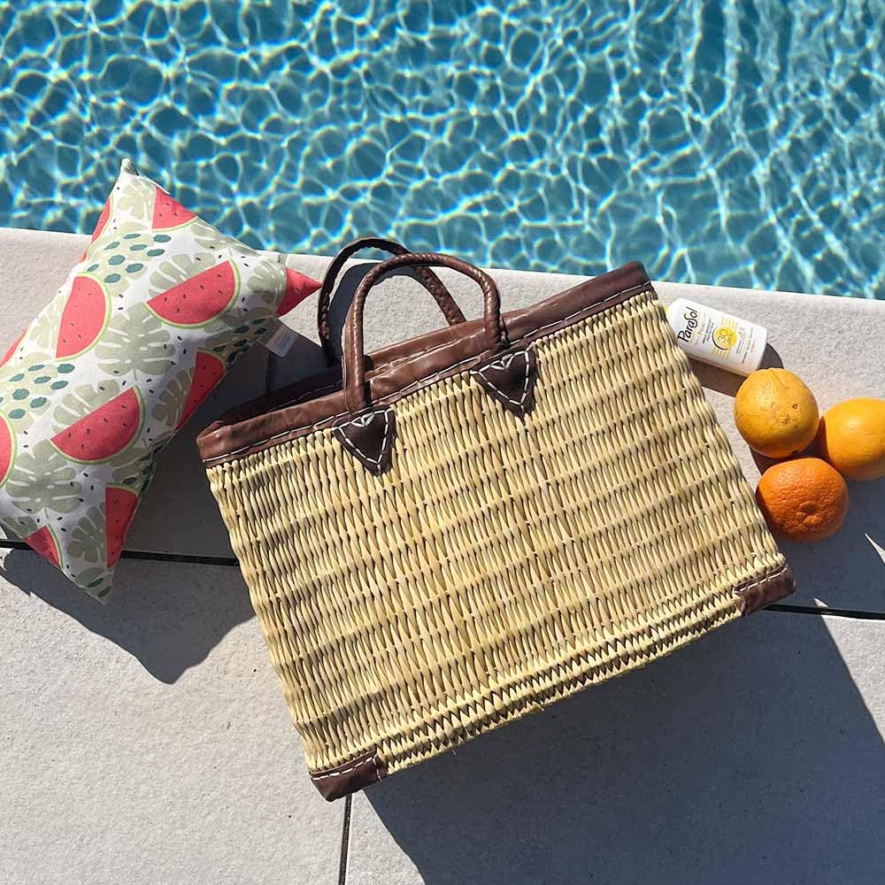 Panier Tressé Cabas de Plage Rectangulaire et Évasé en Jonc Naturel avec Finitions et Poignées en Cuir