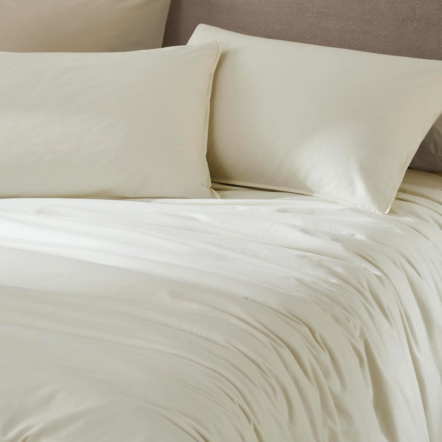 Superior Carmen 100% Cotton Relaxed Vintage Wash Duvet Cover Set, Lightweight Crisp Percale Bedding, Inner Ties, Button Closure, Matching Pillow Shams, Boho Chic Bedroom, Full/Queen, Ivory