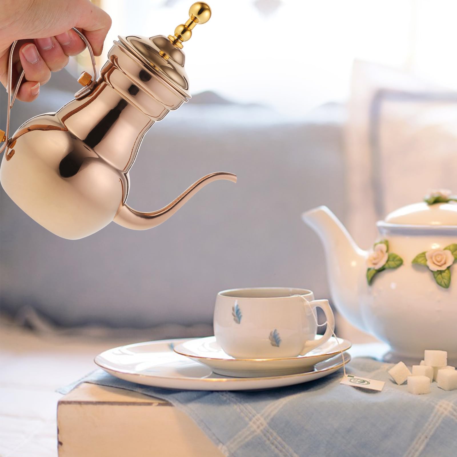 ULTECHNOVO Tetera de Acero Inoxidable 0,7 L con Colador Integrado, Cafetera Metálica Color Chocolate para Uso Doméstico y Restaurante, Tetera de Metal para Infusión de Té y Café