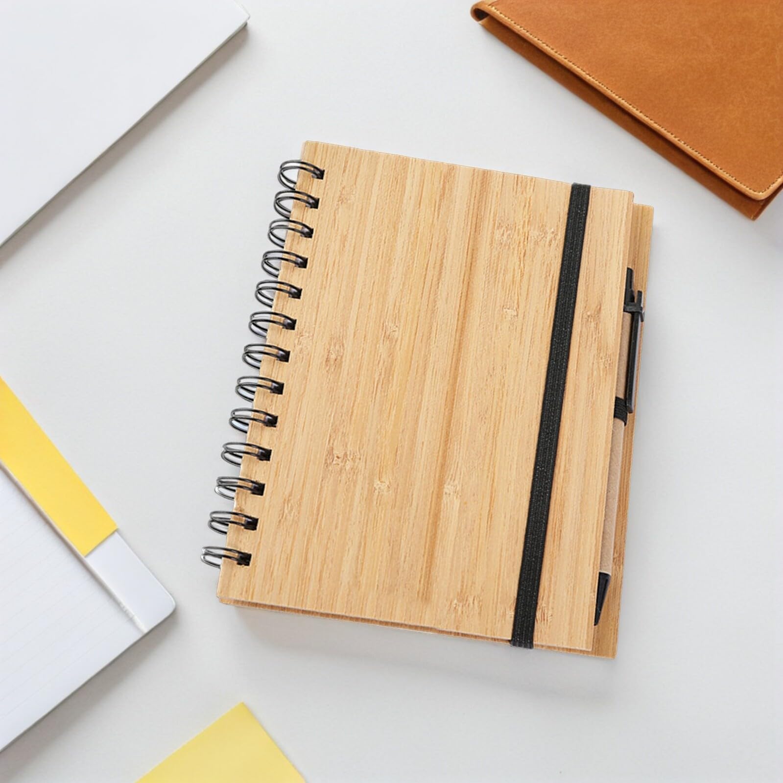 3 Stück-pack Bambus Spiralnotizbücher mit Hardcover Liniertes Schreibset mit 3 Stiften Handliches Notizbuch für Schule und Büro 70 Seiten