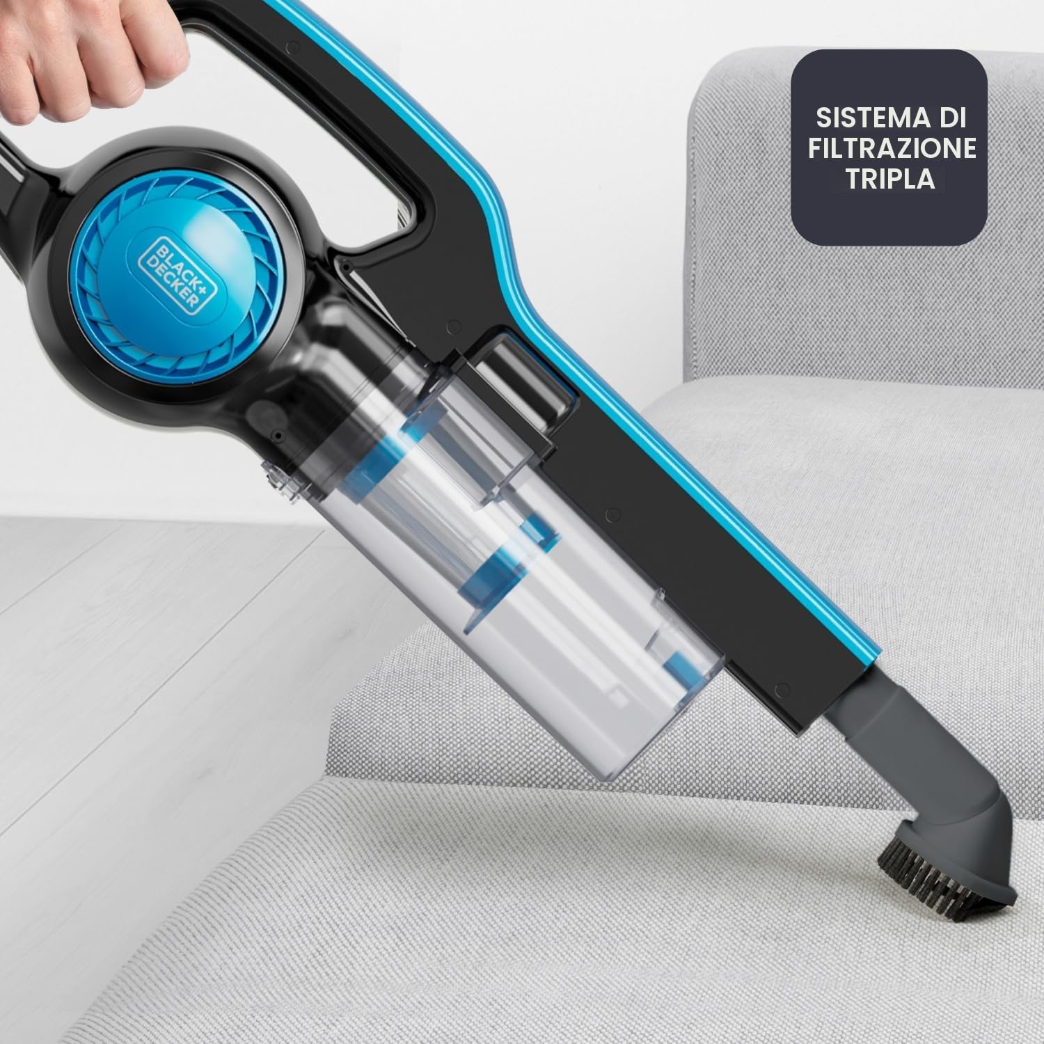BLACK+DECKER - Scopa Elettrica con Filo 600W | 3 in 1 Scopa, Portatile e Lancia | Triplo Filtro Ciclonico + Filtro EPA Lavabile | Serbatoio Grande Capacità | Cavo 6m | Peso Leggero 2,5Kg