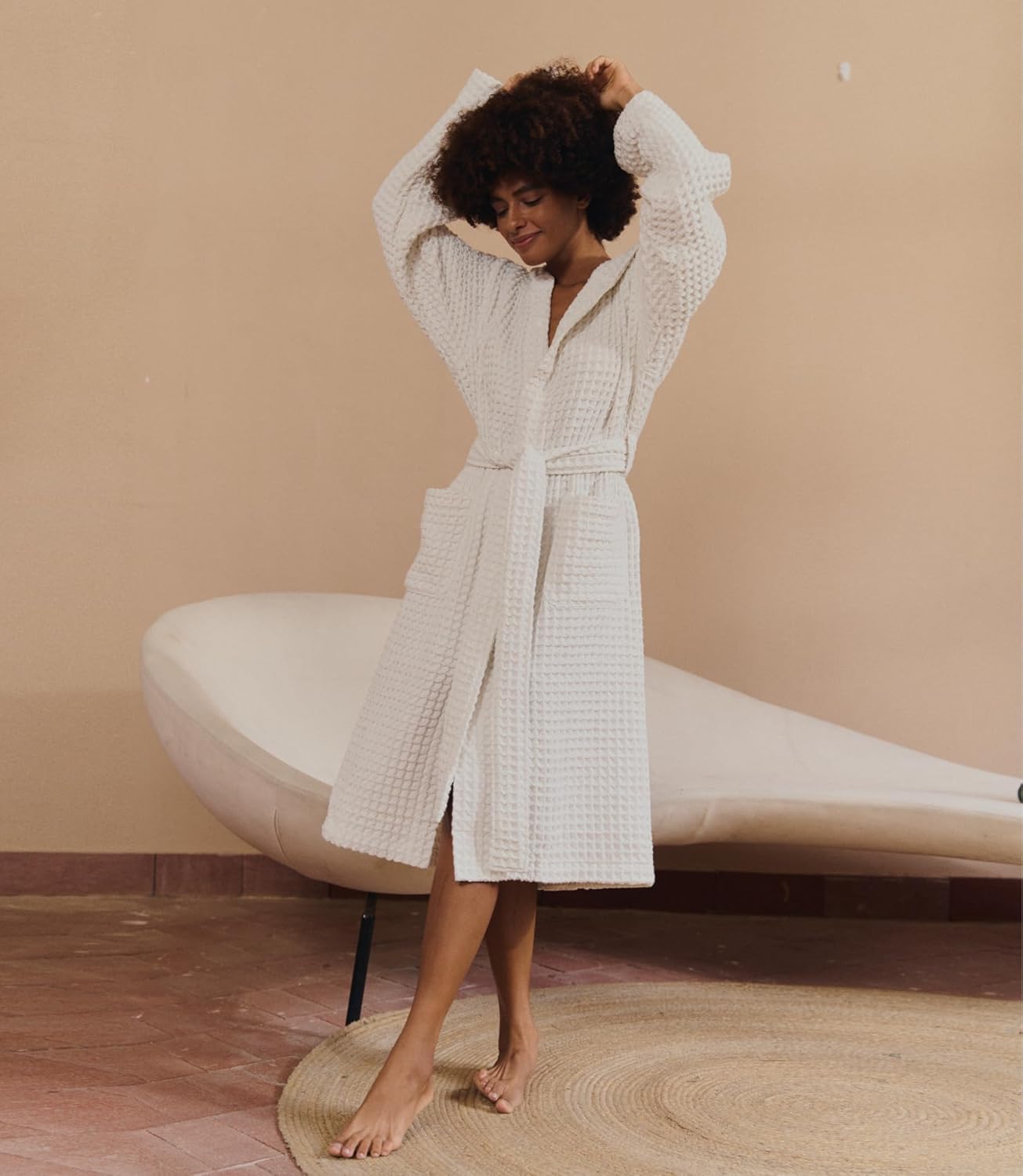 Luxury Hotel & Spa Silk-infused Japanese Cotton Waffle Unisex Hooded Bathrobe.( Used see the pictures)