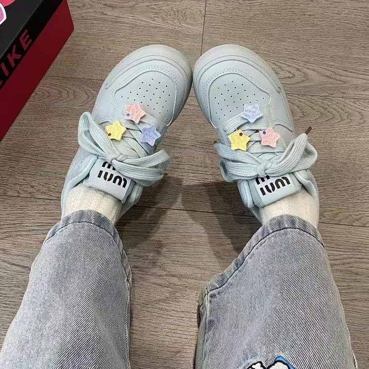 Cute Star Shoes for Girls - Chunky Platform Y2K Walking Sneakers Comfortable Accessories Include Stars4