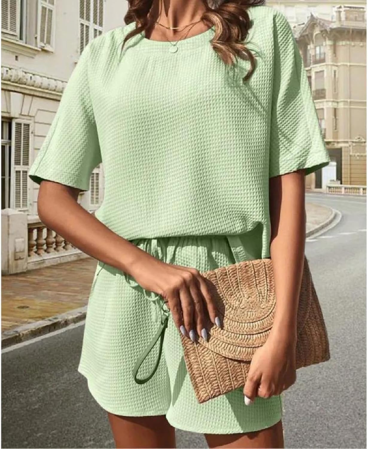 Women's Fashionable Solid Color Two-Piece Set Short-Sleeved T-Shirt And Shorts Outfit For Daily Wear