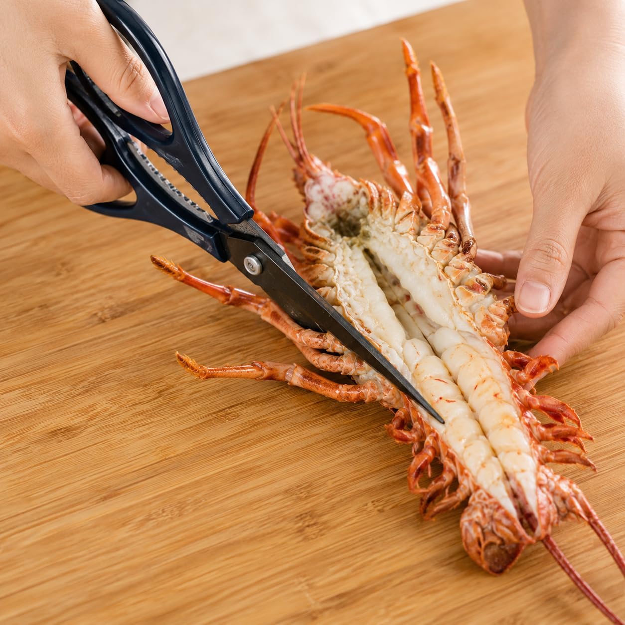 Heavy Duty Seafood Kitchen Shears Designed in Japan Titanium Coated Stainless Steel Crab & Lobster Scissors with Long Narrow Blades Detachable Multipurpose Seafood Shears for Shellfish Preparation