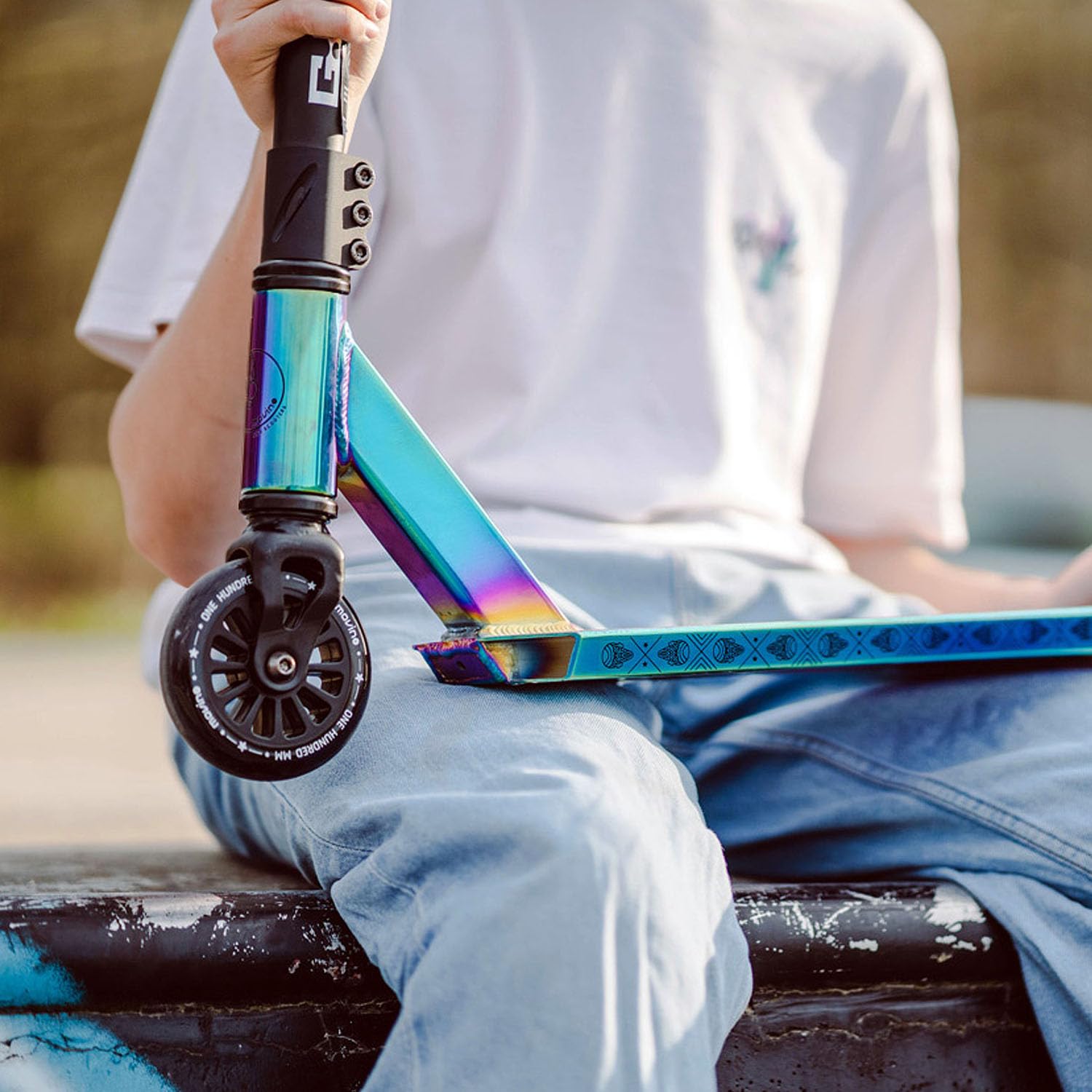 Movino Stunt Scooter Acrobático - Scooter Freestyle - Patinete Niño y Adolescentes - Plataforma de Aluminio Resistente y Rodamientos ABEC 9 - Trucos en el Skatepark - Capacidad de Carga: 100 kg