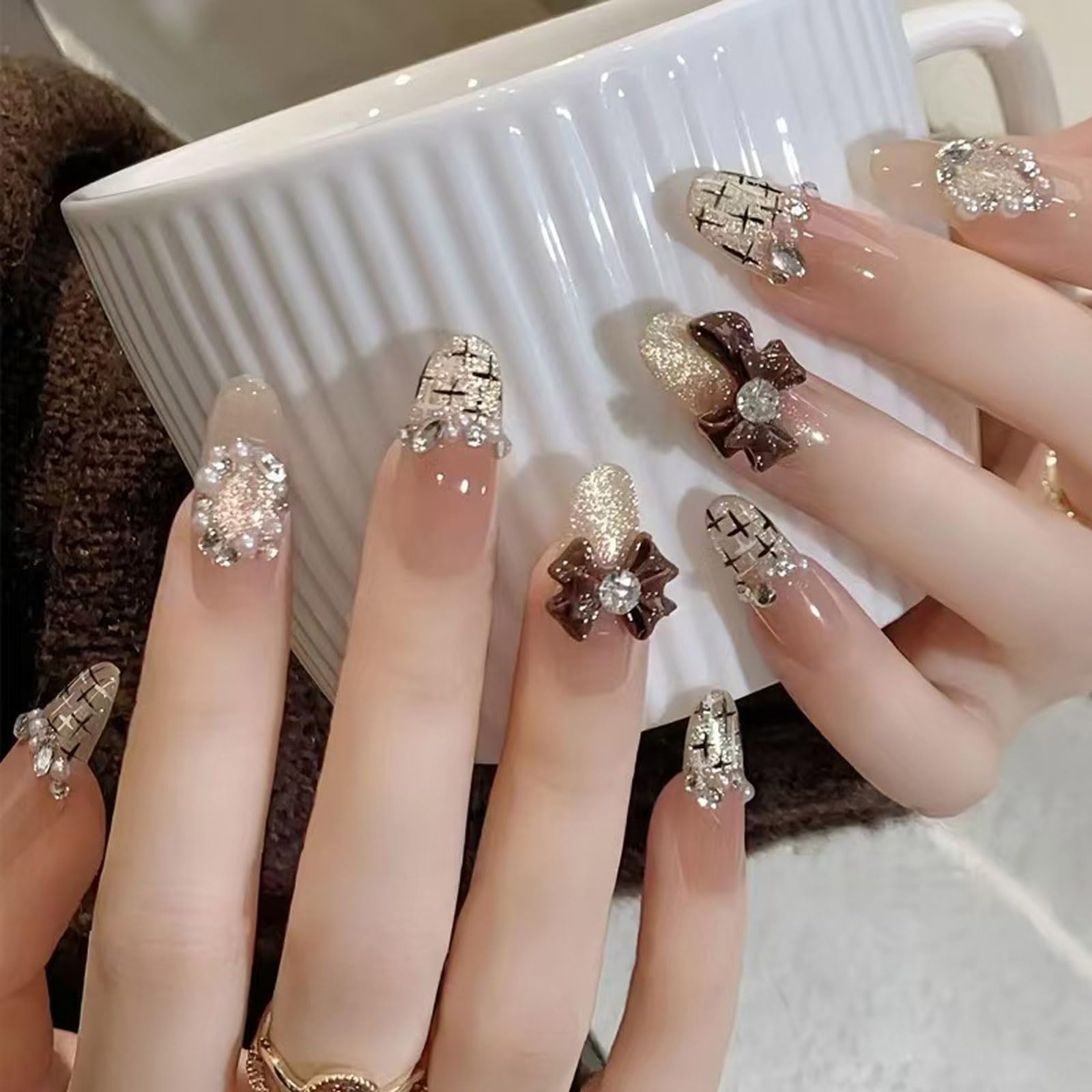 BQZQPAMZ 30pcs French Tip Press on Nails With Bow Nail Charms, Glitter Medium Almond Fake Nails Pearl Design Stick On Nails Full Coverage Acrylic