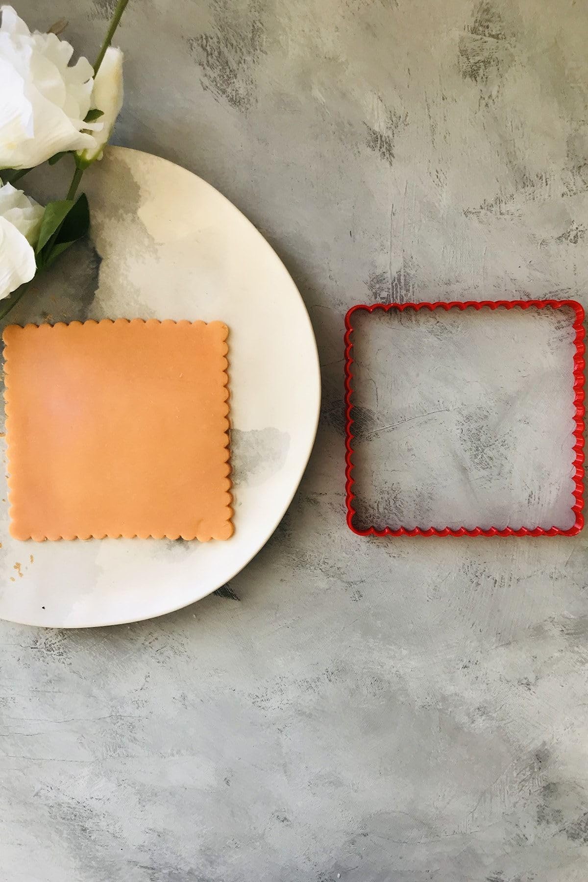 Cestopieno 12 Cm Tırtıklı Kare Hamur Şekillendirici