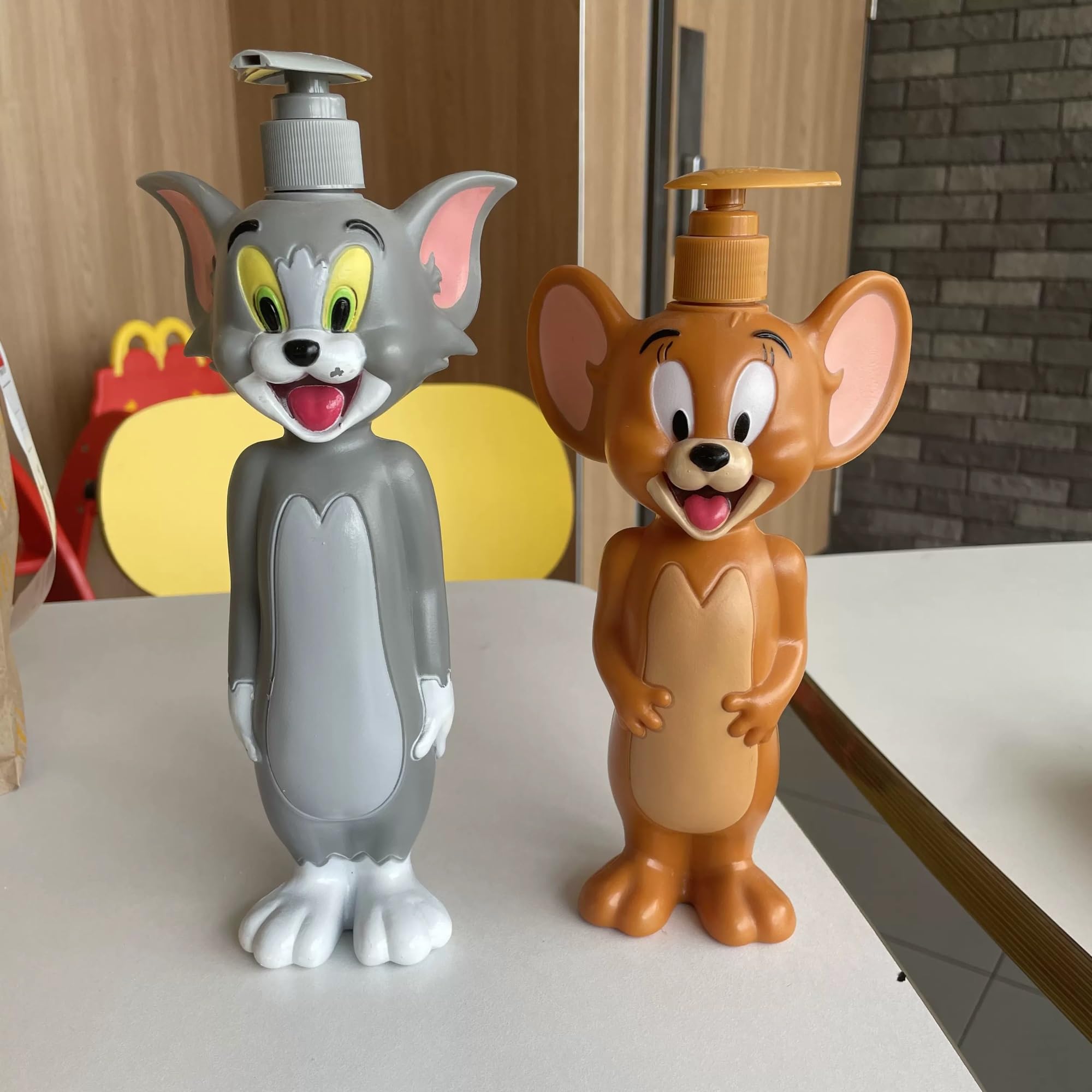 Amazon.co.jp｜トム ジェリー 分注ボトル 詰め替えボトル 詰め替え容器