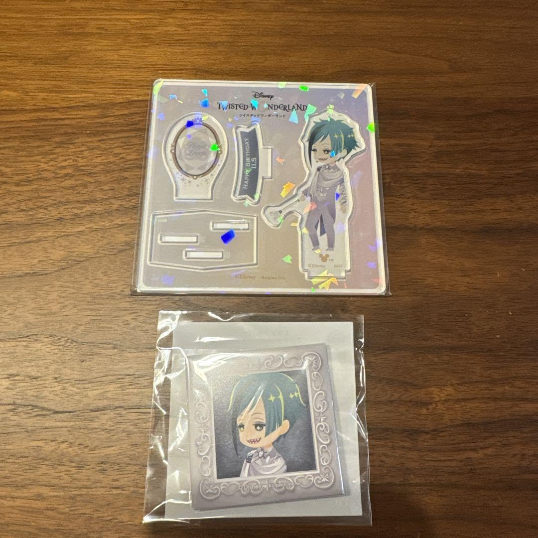 Amazon.co.jp: ツイステ フロイド プラチナバースデー アクリル