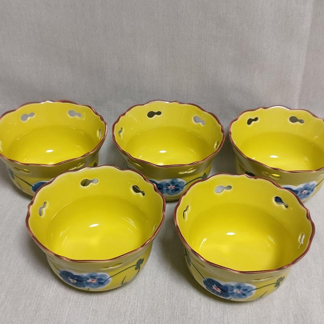 Amazon.co.jp: 有田焼 祥玉窯 黄彩 瓢透かし 小鉢揃 5枚セット 黄交趾 Amazon.co.jp: 有田焼 祥玉窯 黄彩 瓢透かし 小鉢揃 5枚セット 黄交趾