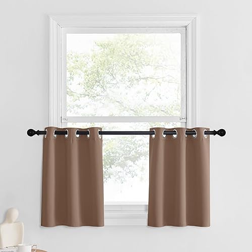 Miniatura 82 de NICETOWN Cortinas Opacas para Ventana de Guardería - Tratamiento de Ventana con Parte Superior de Ojales, Paneles de Cortinas Opacas (Verde Biscotti