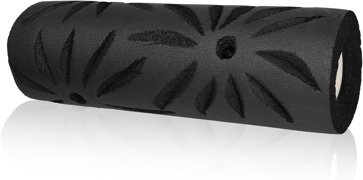 Poinsettia Style Pattern Drywall Texture Roller, 9-inch | Paint Roller for Walls and Ceilings