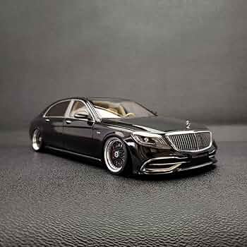 1/18 メルセデス　マイバッハ　57 ディーラー品　ミニカー 1/18 メルセデス マイバッハ 57 ディーラー品 ミニカー 1/18
