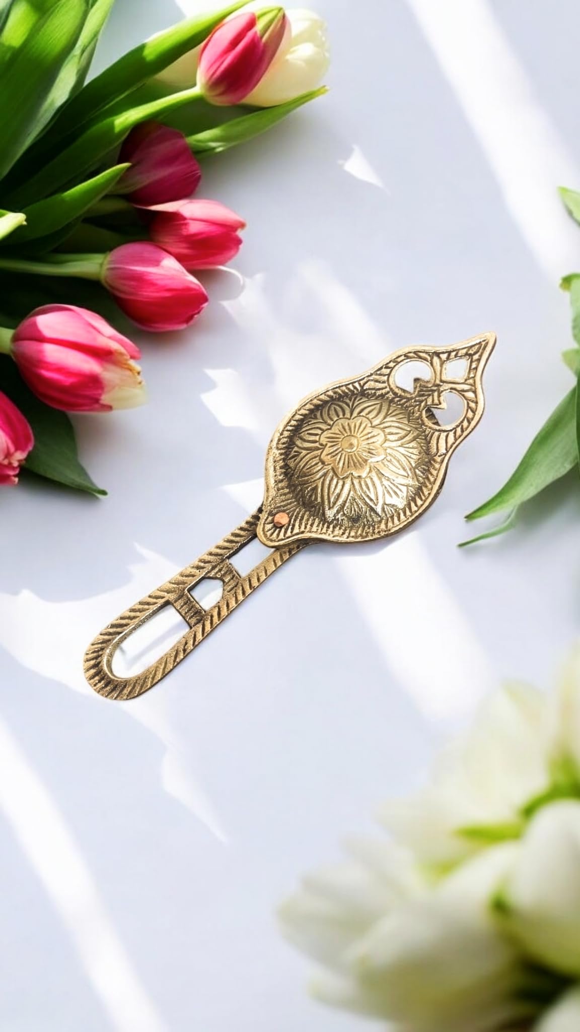 Blissful Decor Brass Kajrota Kajal Dani,Brass kajal Pati Storage Unit Handmade traditional Kajrota kajol kohl box Kajallata Kajaldani for New Born Baby - Gold, 13 x 5 x 2 Centimeters small-image-13