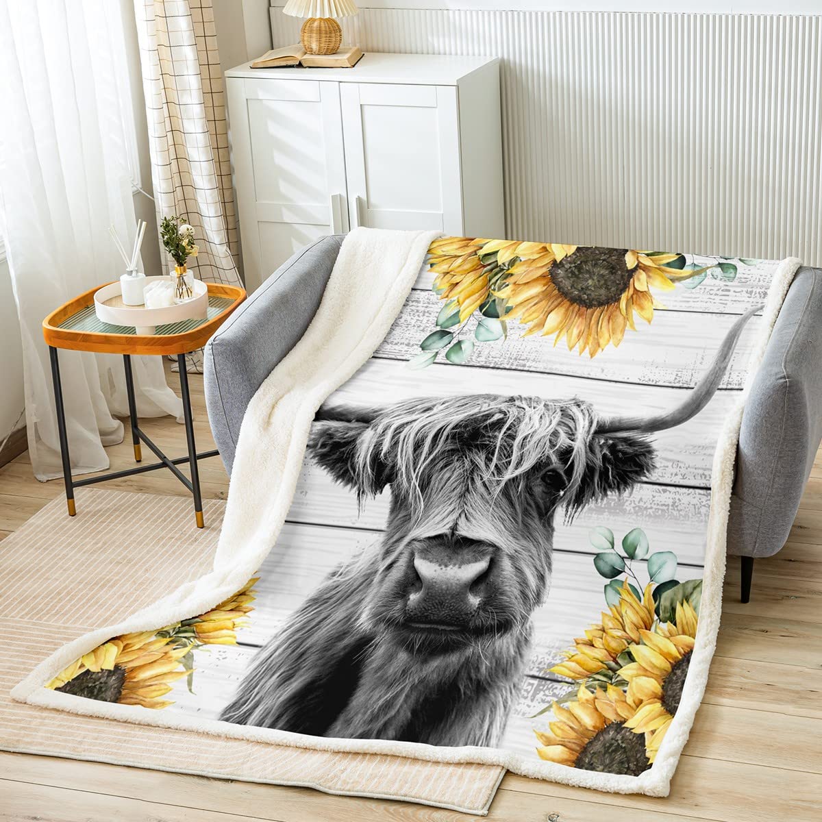 Loussiesd Highland Cattle 3D Wild Animals Fleece Throw Blanket Sunflower Sherpa Blanket for Bed Sofa Wildlife Style Plush Blanket Vingtage Wooden Flannel Blanket Queen 90x90 Inch