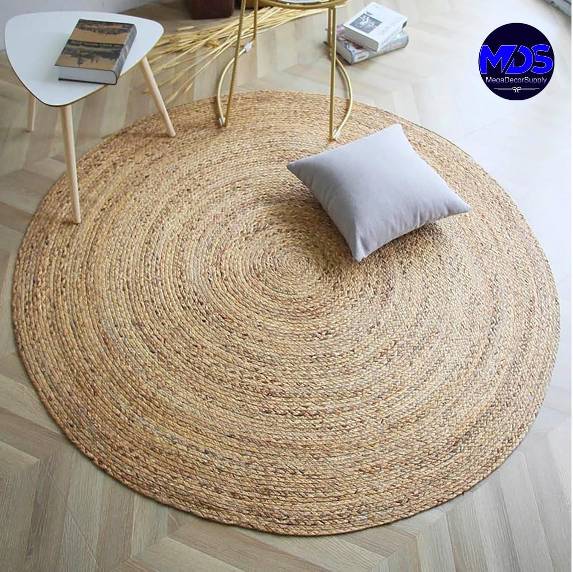 MDS Pack of 1 Handwoven Braided Jute Area Rug - 6 FT Round Natural Reversible Eco Friendly Rugs for Bedroom Living Room Kitchen Jute Burlap Braided Rag Rug Rustic Farmhouse - Scalloped Edge (6' Round)