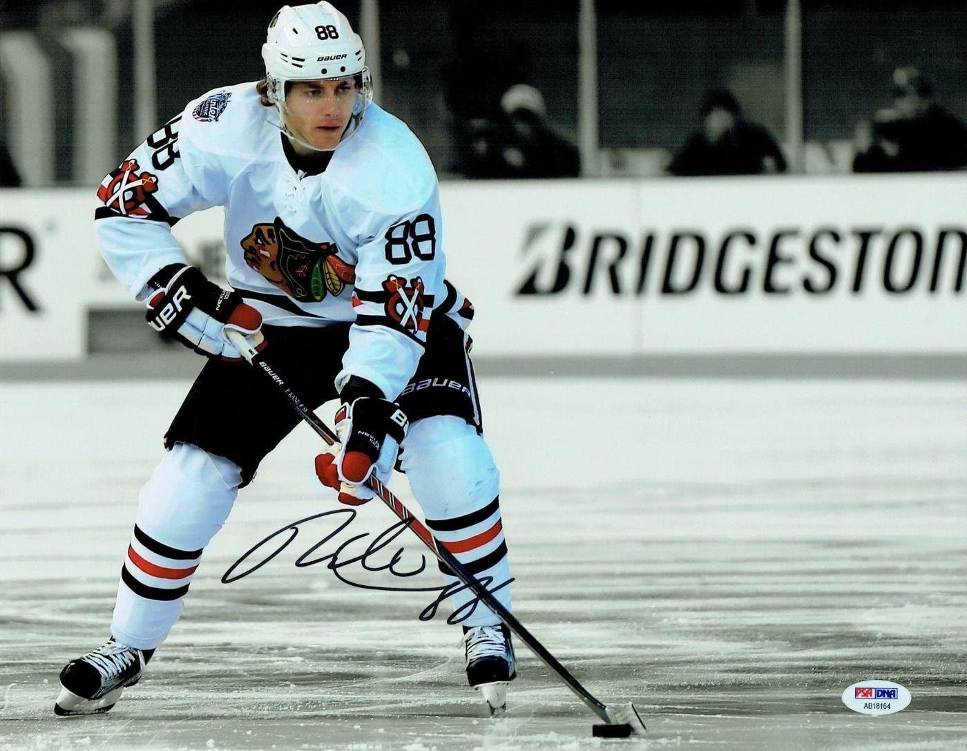 Signed Patrick Kane Picture 11x14AB18164 PSA/DNA Certified