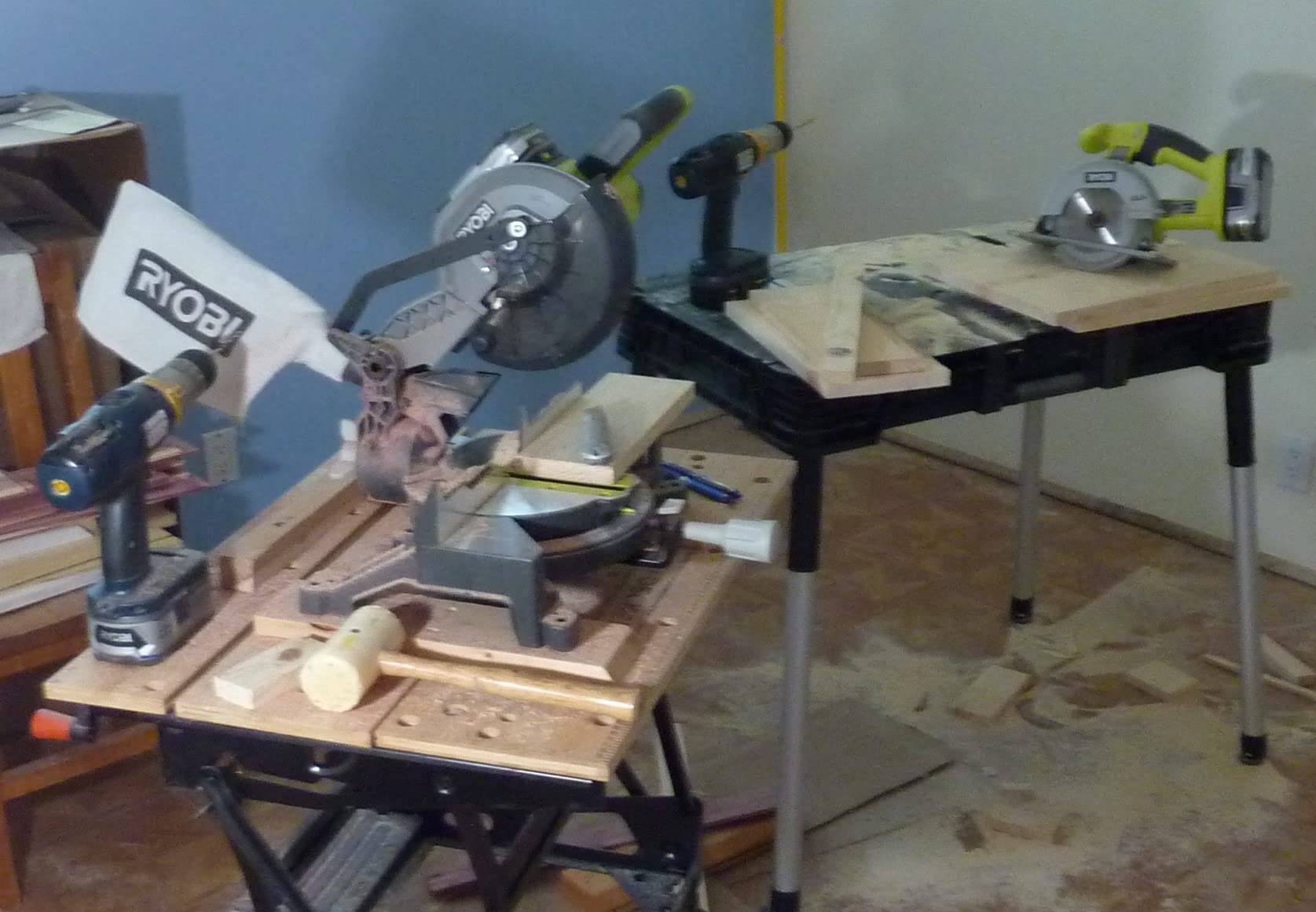 Ryobi 18v One+ Ryobi Miter Saw Work Clamp 18v One+ 7-1/4 Miter Saw