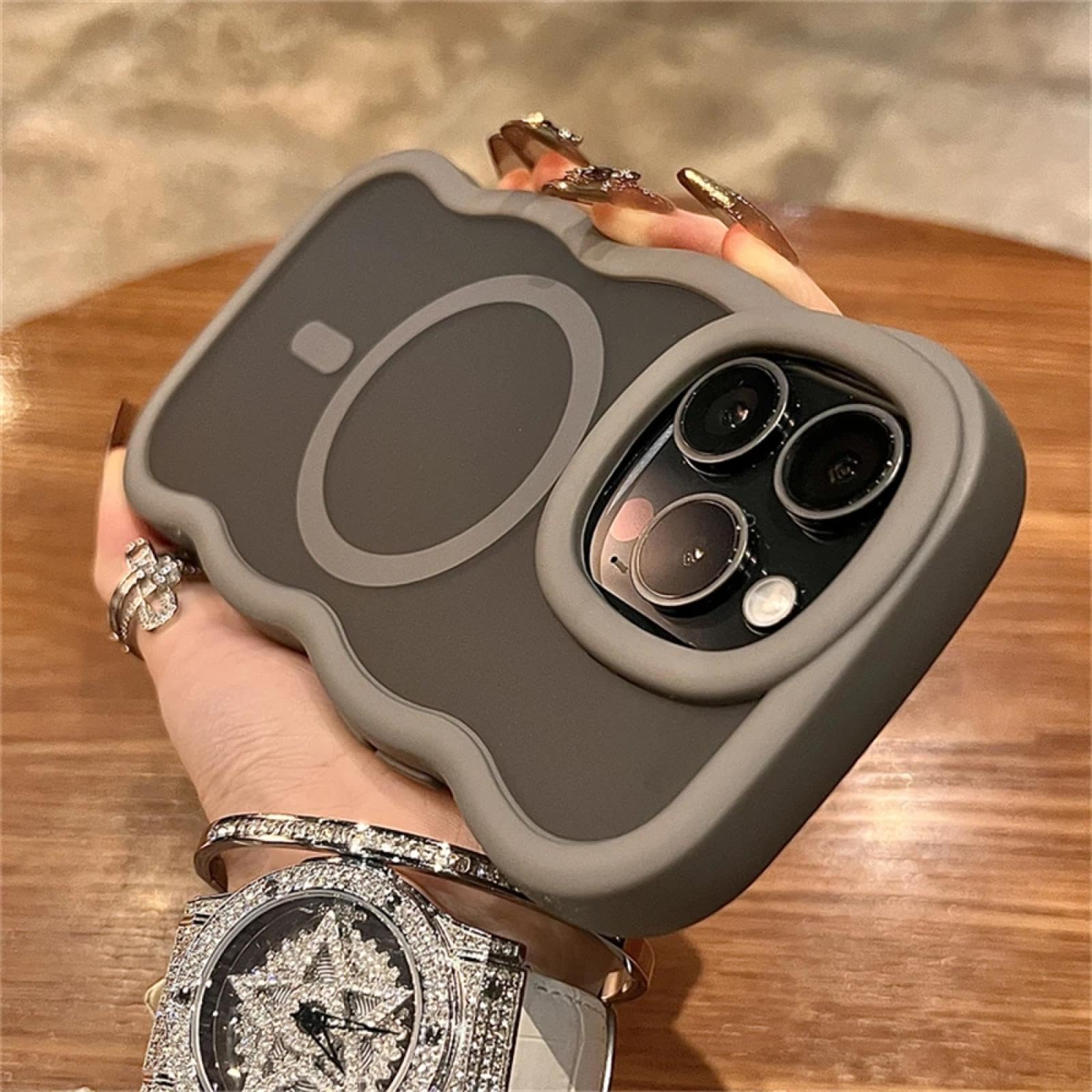 Coque silicone iPhone 14 Pro gris magnétique et antichoc