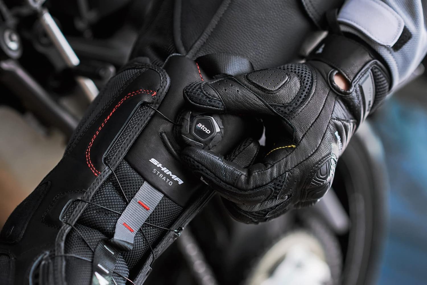 SHIMA STRATO Motorcycle Boots for Men - Vented, Reinforced Lightweight Long Biker Riding Boots with ATOP Fast-Closure System, Ankle Protection, Non-slip Sole, Reflective Panels (Black, 12,5)