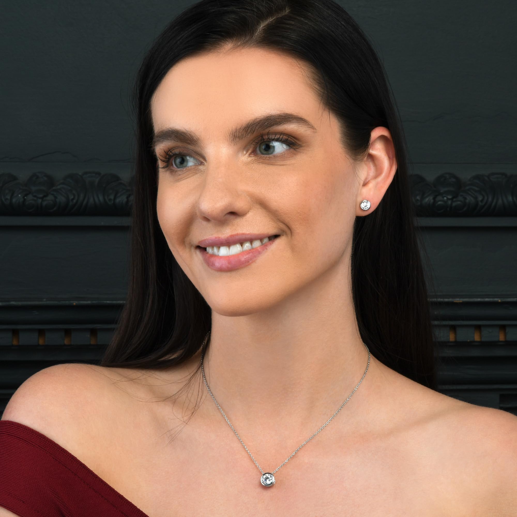 namana Collana Donna con Ciondolo in Castone, Collana in Argento Sterling 925 con Zirconi Bianchi, Verdi, Azzurri, Blu o Rossi, Collana per Donna e Ragazza, Idee Regalo Donna