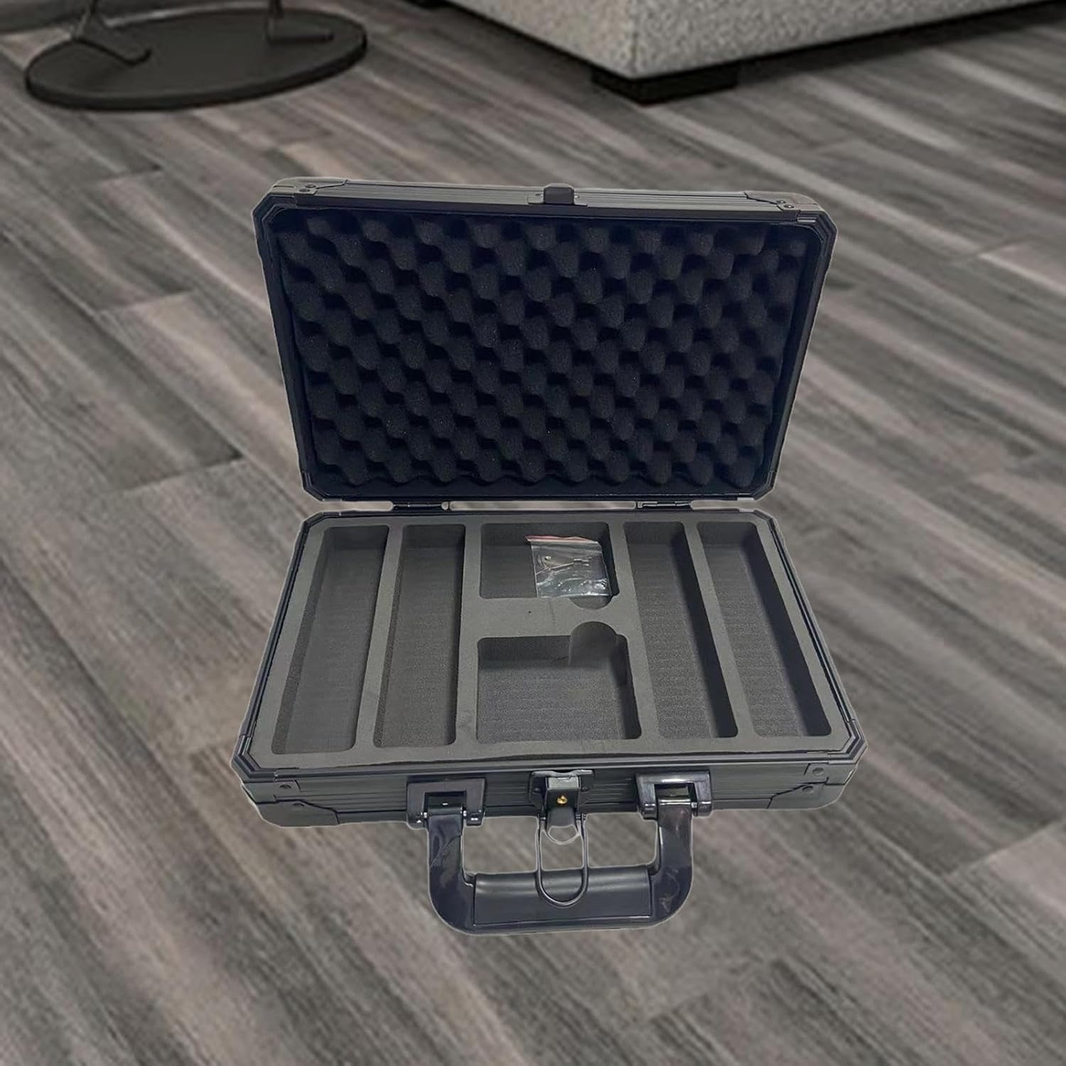 Chip Case Storage Container Solid with Handle with Full Protection High End Carrying Case