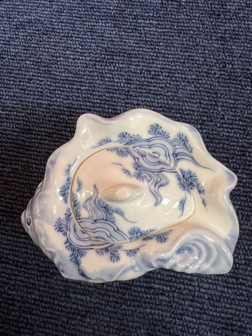 1215  希少　古伊万里(藍柿右衛門様式)染付唐子貝形蓋物　未使用 1215 希少 古伊万里(藍柿右衛門様式)染付唐子貝形蓋物 未使用