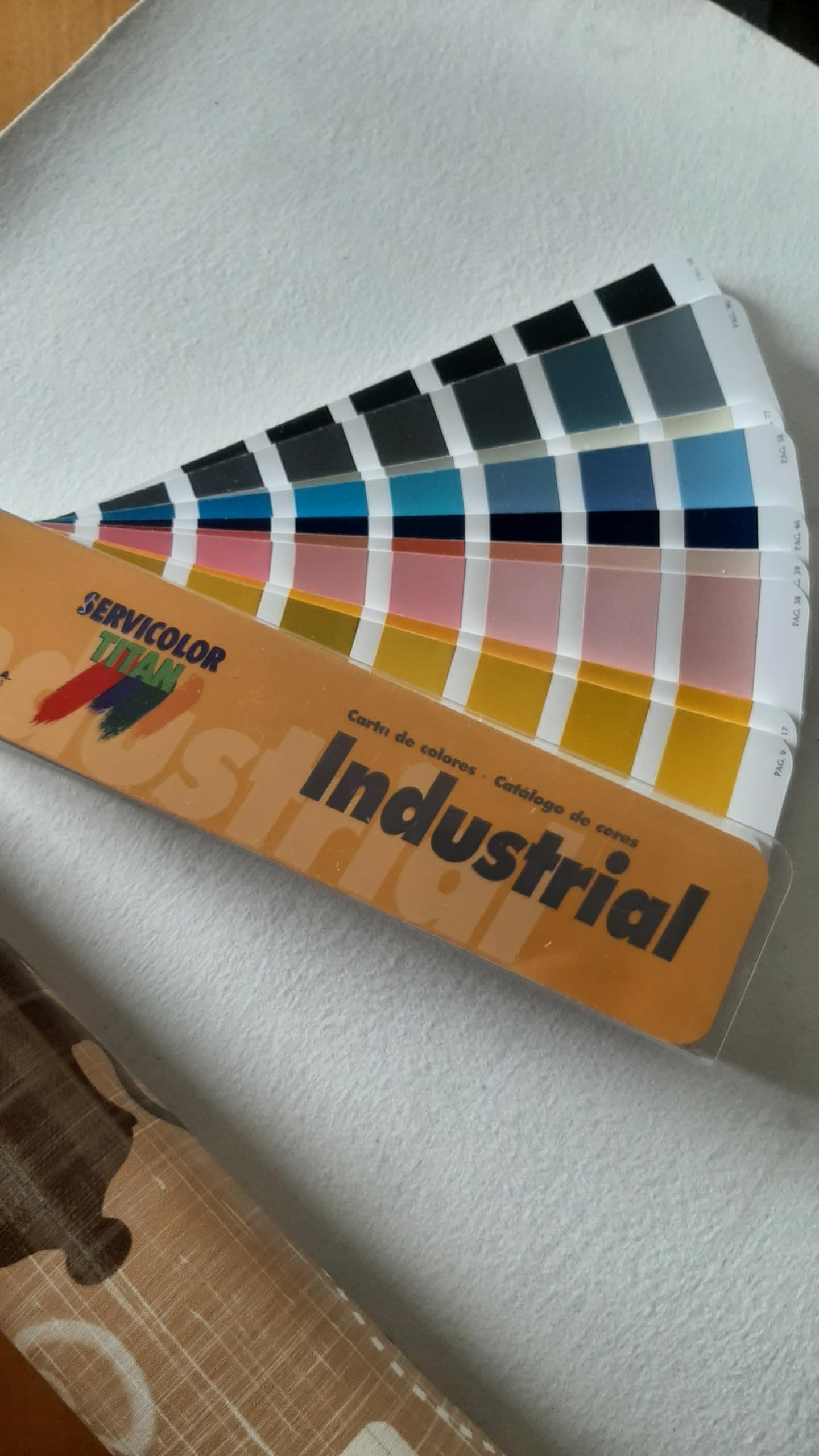 Servicolor Titan, Carta de Colores Profesional, Muestrario de Pintura