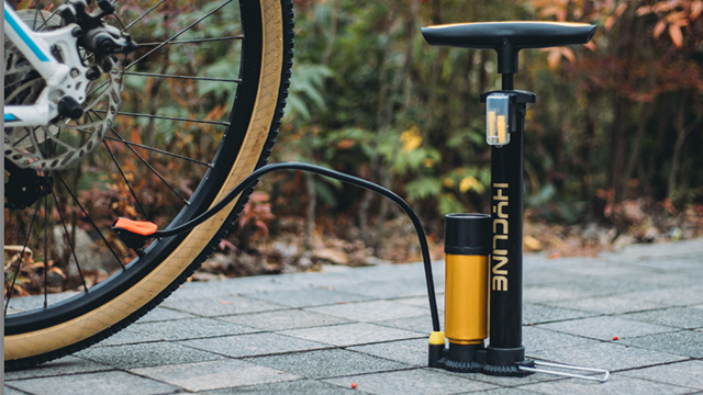 Amazon | MOHEGIA HYCLINE 自転車空気入れ: 160PSI圧力計 ブースタ