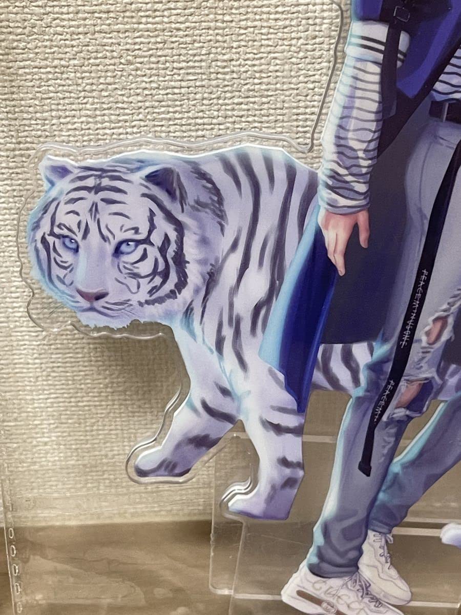 アクリルスタンドです❣️ 王一博 肖戦 2ピース　アクリルスタンド Amazon.co.jp: bjyx 王一博 肖戦 陳情令 婚礼 アクスタセット