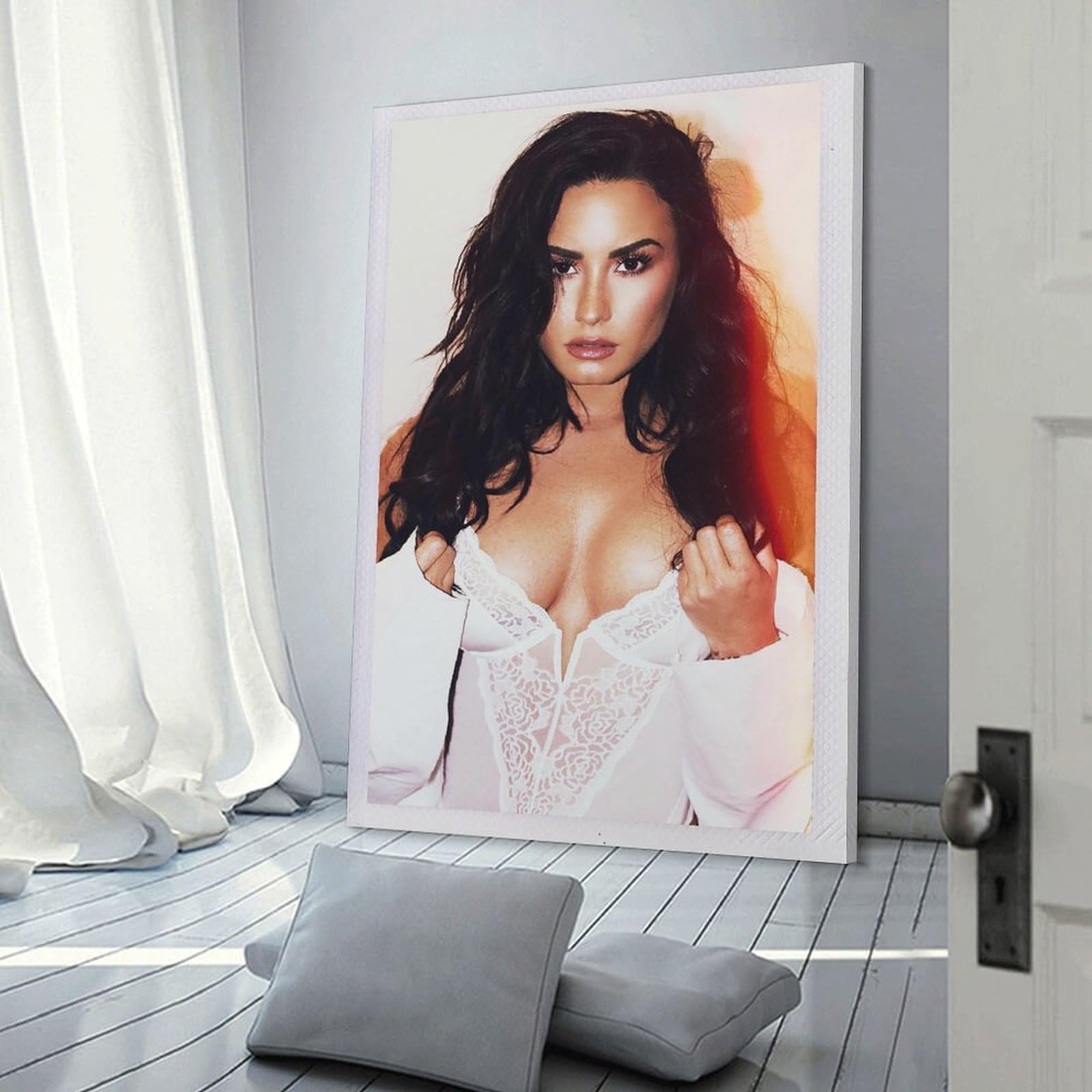 NILIYA Pop Rock Music Singer Demi Lovato Sexy Art Poster (3) Artworks  Picture Print Poster Wall Art Painting Canvas Gift Decor Home Posters  Decorative 24x36inch(60x90cm) : Amazon.ca: Home