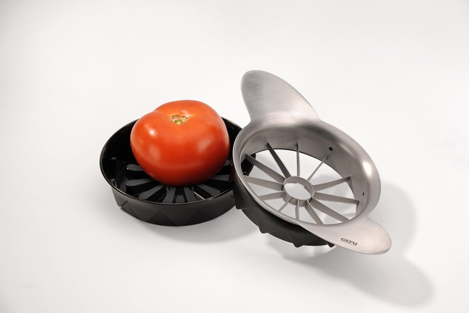 GEFU 13590 Tomato and Apple Slicer, Pomo