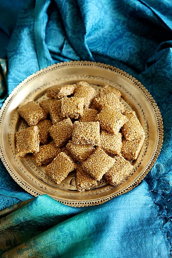 Image of Season's Edition Sesame Til Chikki with Rajgira -200 gm | Nutritious High Protien Sesame Jaggery Sweets, Supports Digestion | Energy Gajak with Peanuts, Rajgira for Winter | No Added Preservatives, Colours