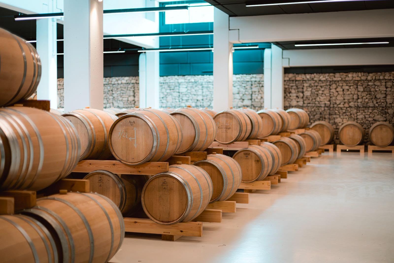 Vino Reserva Ribera del Duero - Pack 2 Familia Comenge + Incluye sacacorchos premium –100% Vino Tempranillo 2020 – Caja Regalo (93 Puntos Peñín) de Bodegas Comenge