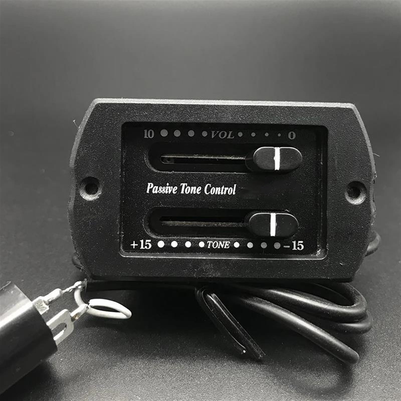 10 Pezzi 2 Bande EQ Preamplificatore Pickup per Chitarra Controllo del Volume Passivo Tono Pickup Piezo Equalizzatore con Spina da 2,5 Mm Inclusa