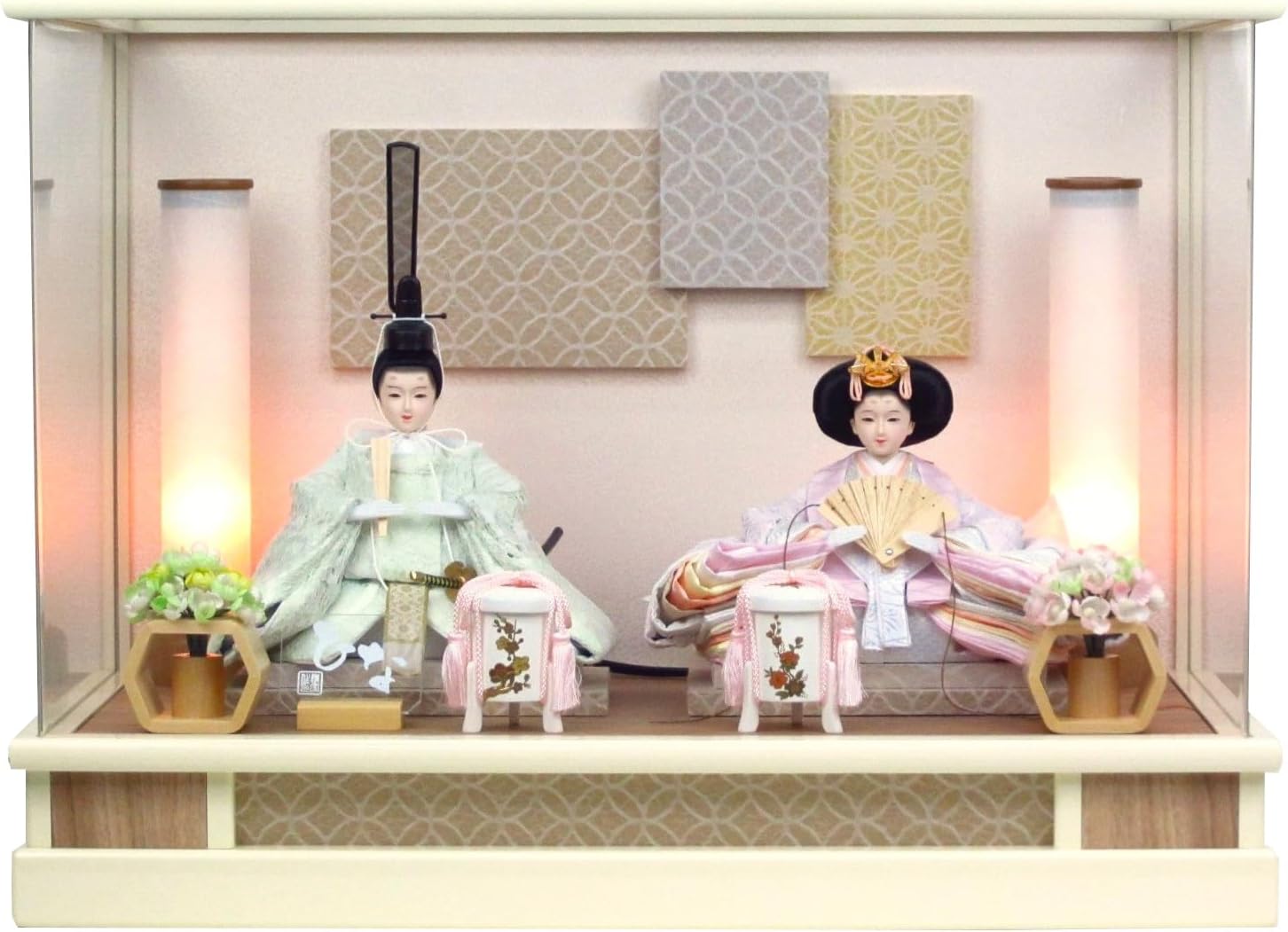 立雛1.5号 奈良一刀彫 最終作品 立雛1.5号 奈良一刀彫 最終作品 （ 久