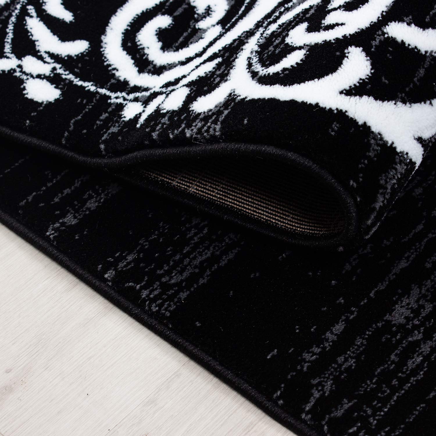 Teppium Moderno Tappeto per Soggiorno 160x230 cm, Bianco e Nero, Design a Meandro - Tappeto a Pelo Corto Extra Morbido e Facile da Pulire, Lavabile, Ideale per Cucina, Camera da Letto e Sala da Pranzo