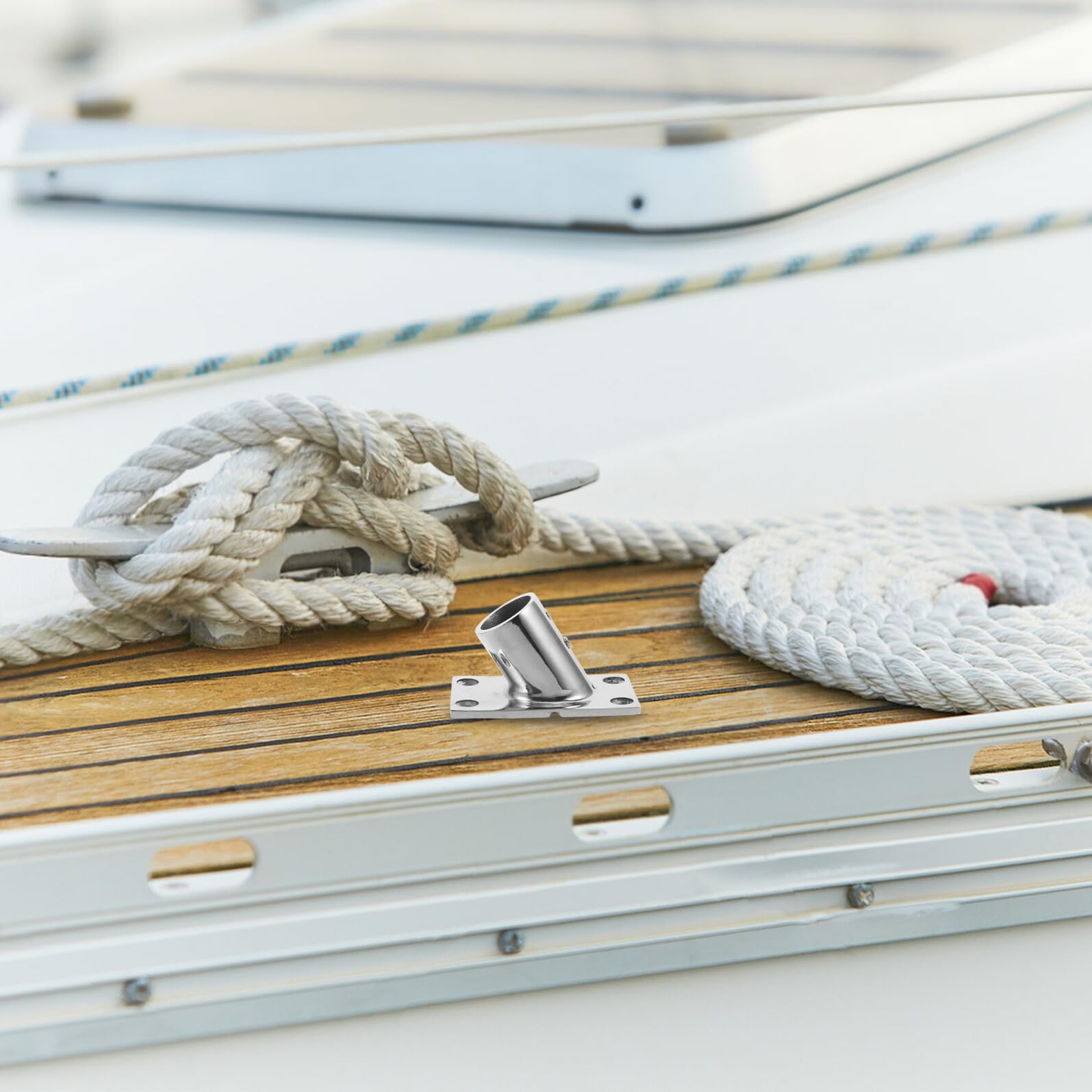 Abaodam Supporto Asta Bandiera in Acciaio Inox per Barca Base Marina Compatta e Resistente per Montaggio su Parete Yacht e Ponte Accessorio Nautico Elegante e Facile da Mantenere