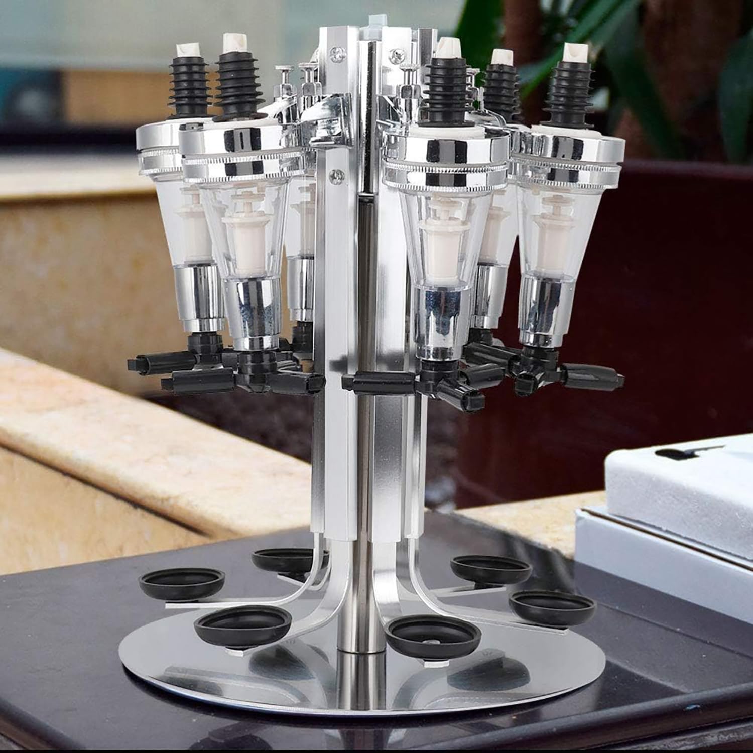 Distributeur de tête de Bouteille 6,Porte-Bouteilles Rotatifs,pour Montage Mural, pour Les Familles, Les Bars, Les Amateurs de Barman, Les Fêtes (Argent)