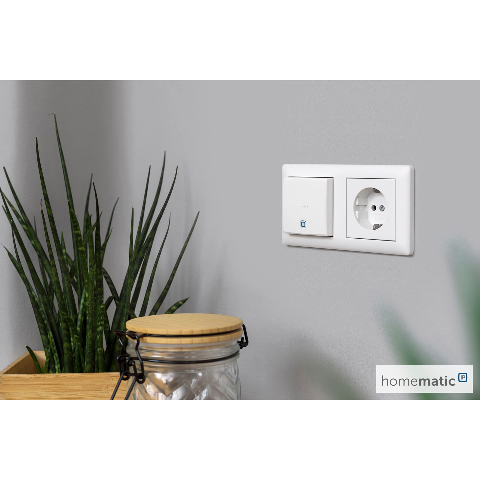 Homematic IP CO2-Sensor | Smart Home, Luftgütesensor, Anzeige mit 5 LEDs und in der Smartphone-App, Kohlendioxid Ampel für Luftqualität, 230V, 155592A0