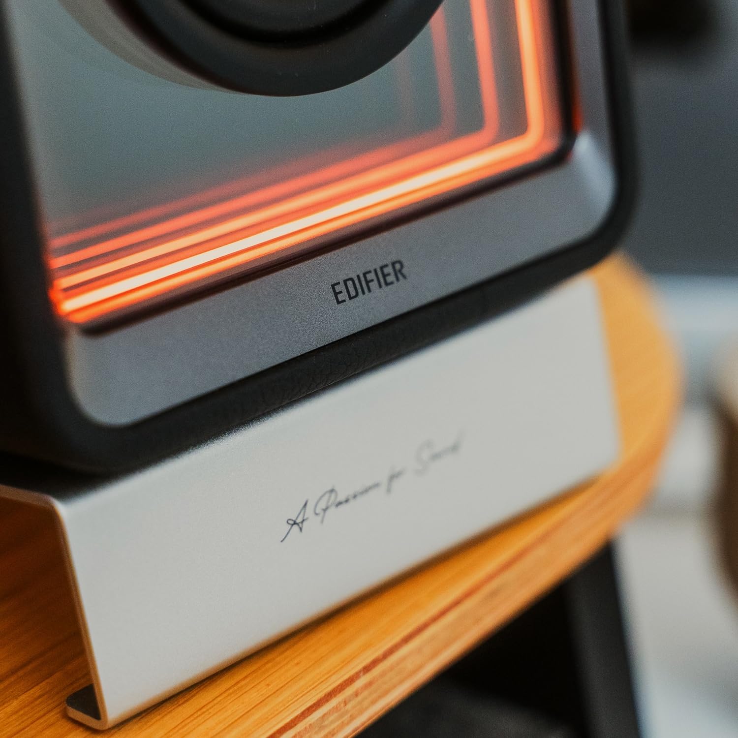 Amazon | Edifier ユニバーサルアルミスピーカースタンド 2個セット