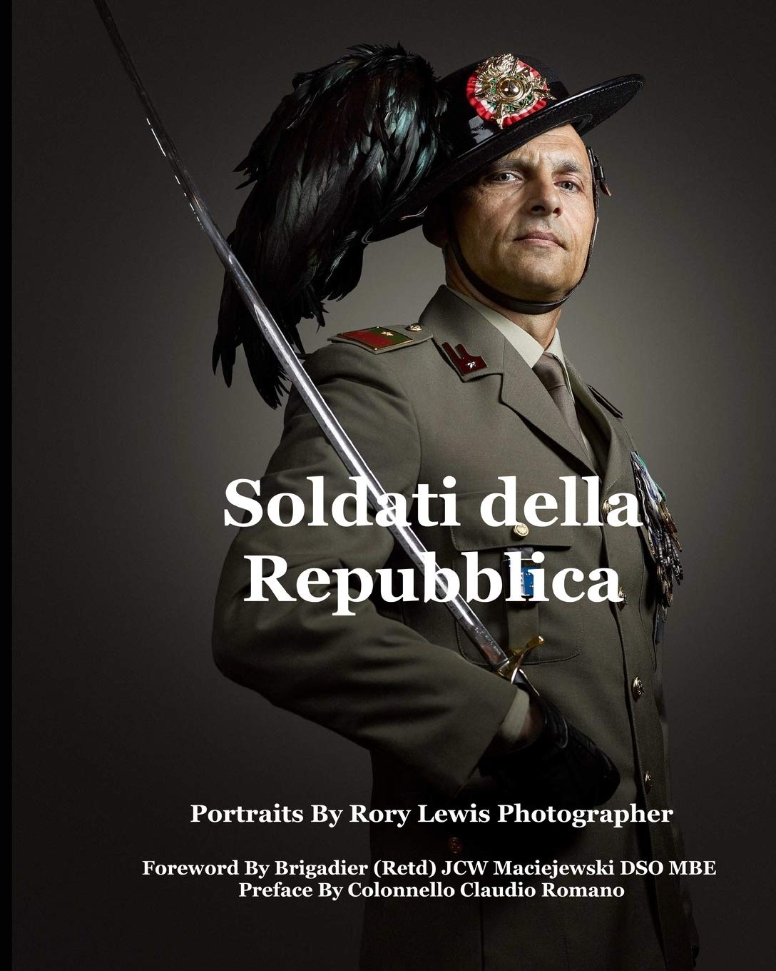 Soldati della Repubblica recueil portraits armée italienne militaire
