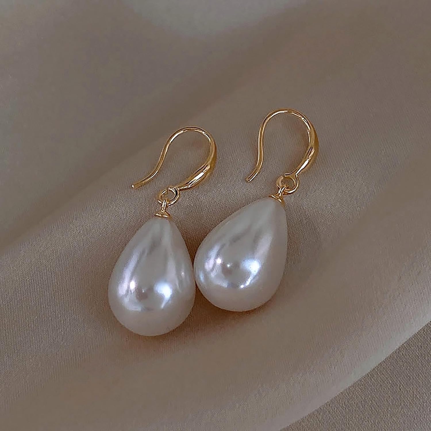 W WEILIRIAN Boho Pearl Drop Earrings for Women Teardrop Pearl Earrings Pearl Dangle Hook Earrings Gold Pearl Bead Earrings Wedding Pearl Earrings Jewelry for Girls Gifts - Image 3