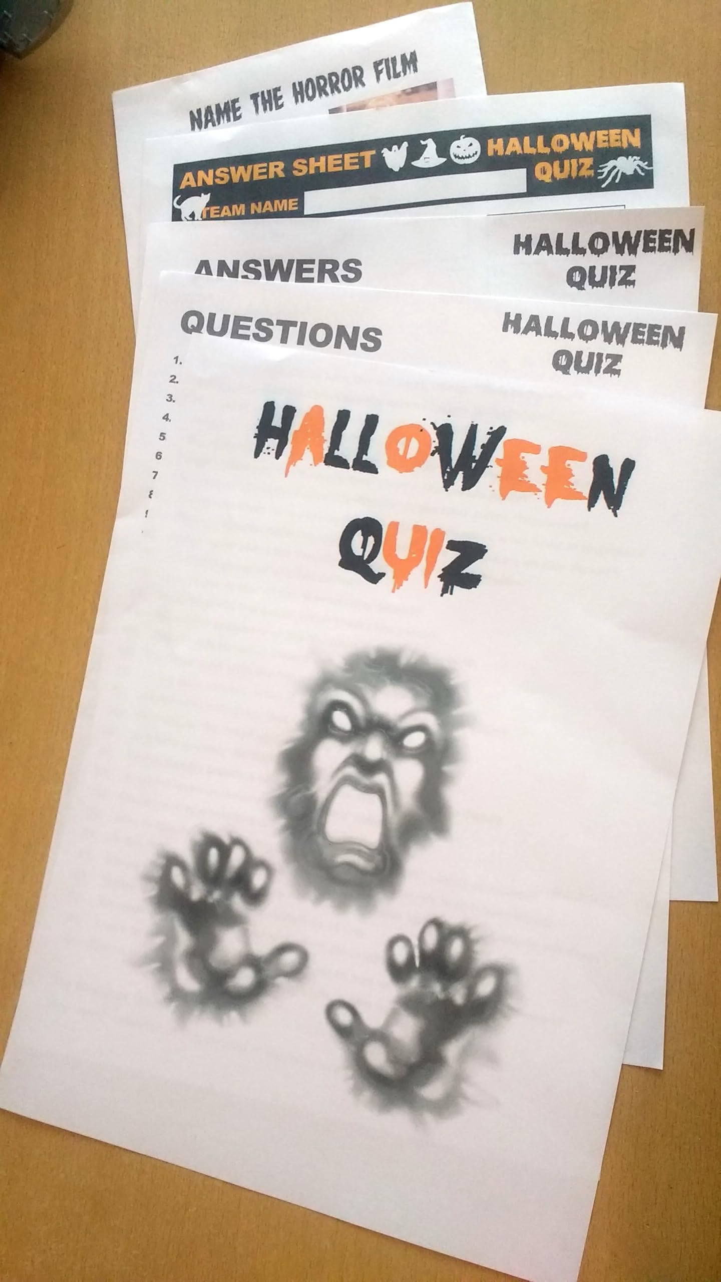 The Print Pixie Halloween Quiz Game 40 Questions with Picture Round for upto 20 teams/players with answer Sheets