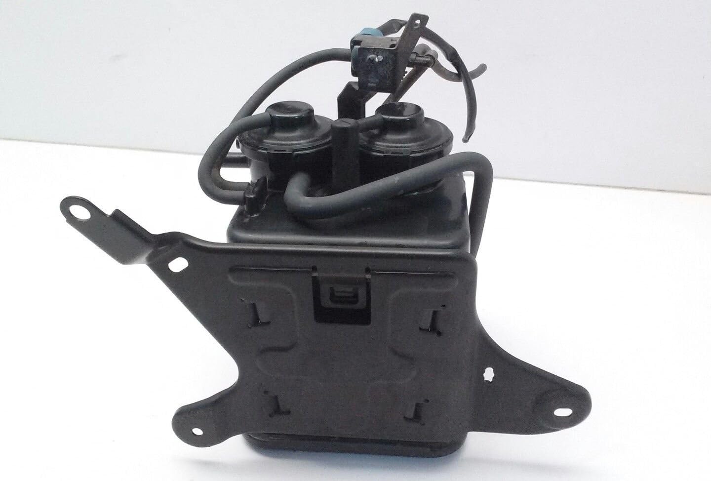 New OEM Lexus Charcoal Vapor Canister, 1997-1998 ES300 w/Control Valve